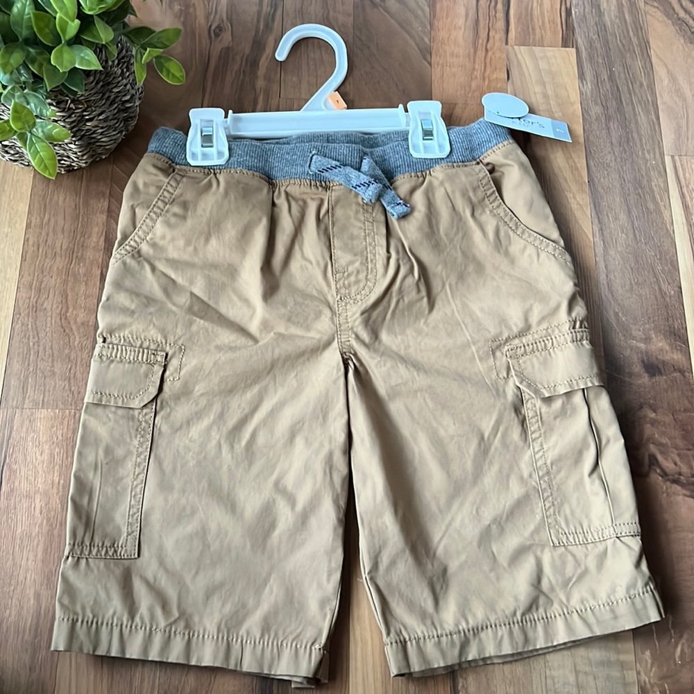 NWT Carter’s Boy’s Cargo Shorts Size 7